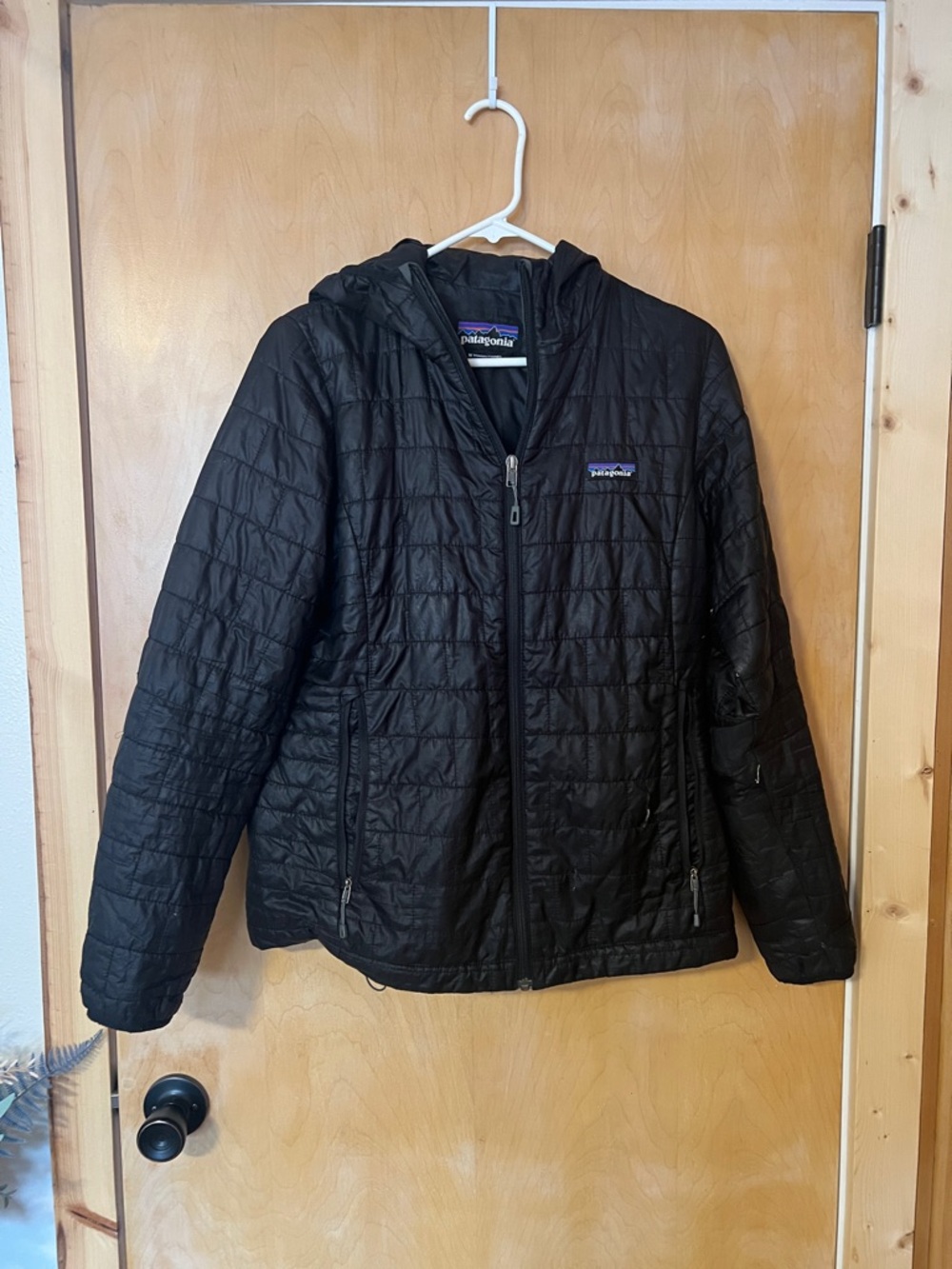 Patagonia Black Quilted Hooded Puffer Jacket